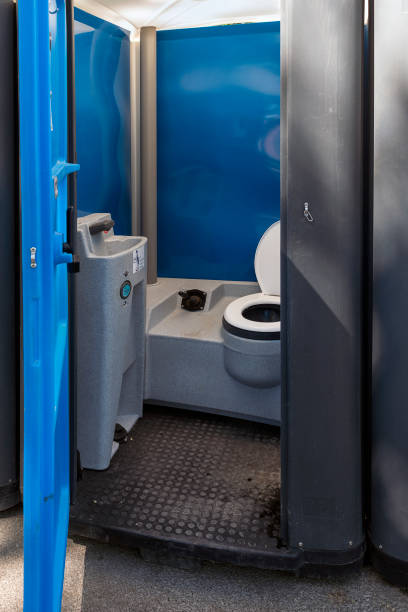 Portable Toilet Options We Offer in Trion, GA